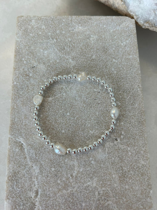 Pearl Combo Beaded Bracelet